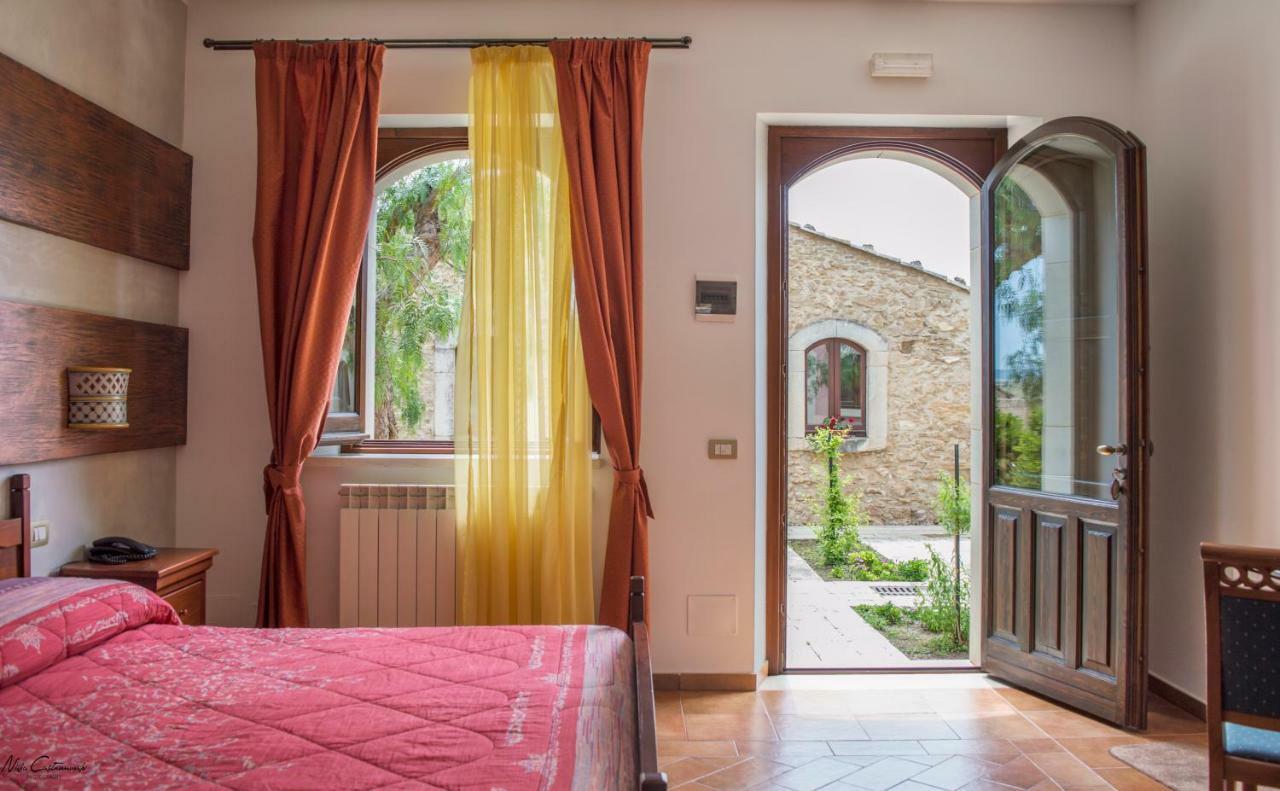 Villa D'Andrea Калтаджироне Екстериор снимка